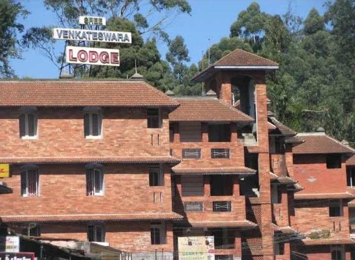 Venkateshwara Lodge building in Coonoor